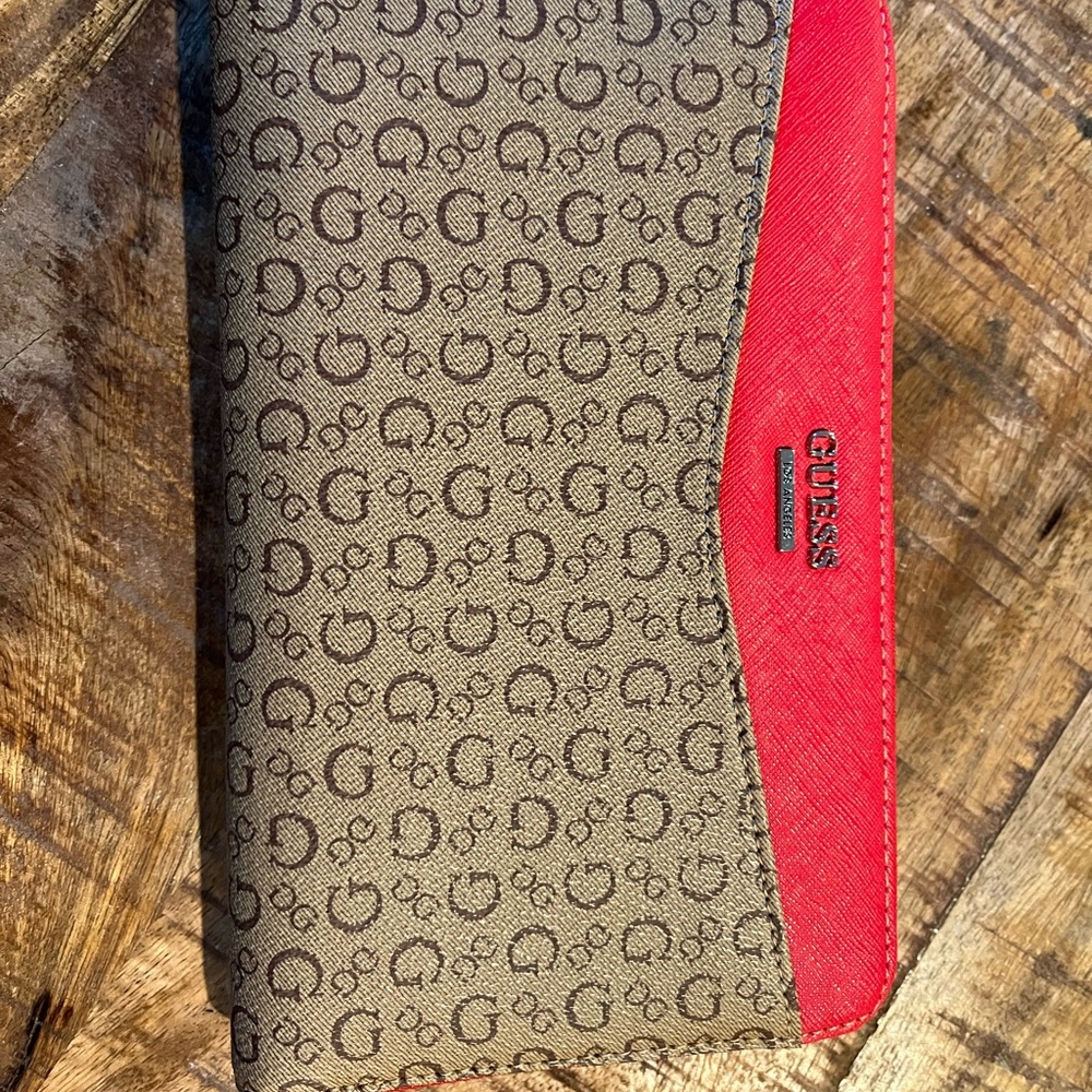 Guess wallet brand new never used